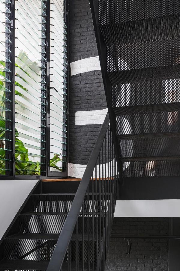 Qub Rooms Semarang Exterior photo